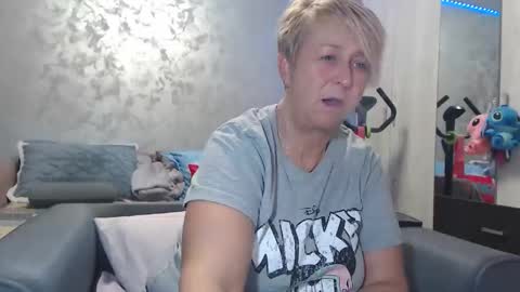 Lovepinklilly online show from 03-03-26, 05:52