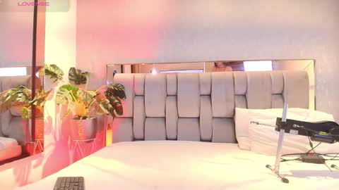 Rose online show from 02-05-26, 05:12