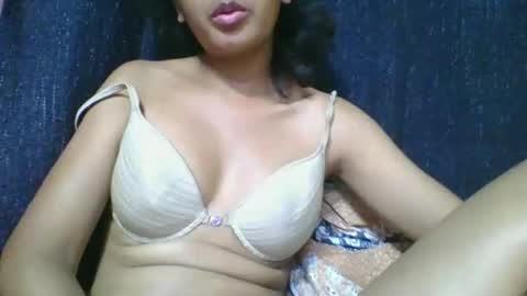 rosia685234 online show from 03-16-26, 09:35