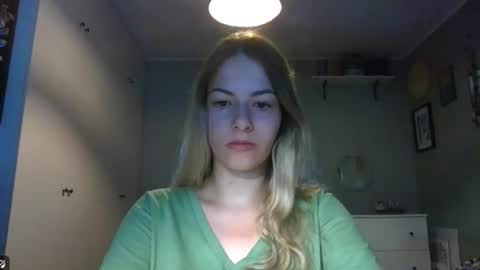 Rosie online show from 09-12-25, 06:46