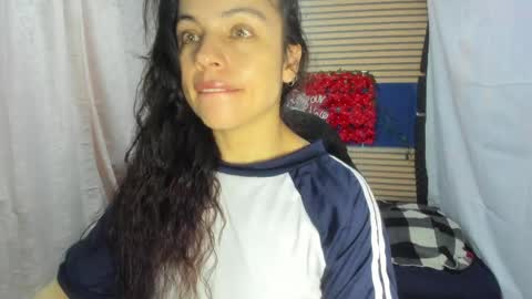 Snapshot of rosse_25 chatting on 04-24-26, 11:23 Would you like to help me with supplementation and sports suits so I can compete in powerlifting online show from 04-24-26, 11:23