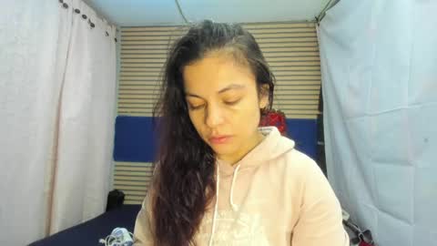 Snapshot of rosse_25 chatting on 04-27-26, 12:14 Would you like to help me with supplementation and sports suits so I can compete in powerlifting online show from 04-27-26, 12:14