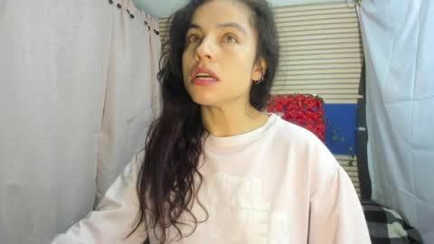 Snapshot of rosse_25 chatting on 05-26-26, 12:34 Would you like to help me with supplementation and sports suits so I can compete in powerlifting online show from 05-26-26, 12:34