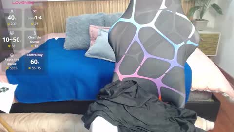 MY NAME IS  ROSSE  online show from 10-26-25, 03:40