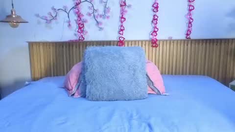 MY NAME IS  ROSSE  online show from 04-15-26, 07:10