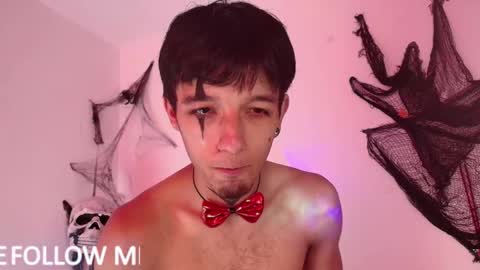 Snapshot of rosse_one chatting on 10-19-25, 12:28 rosse_one online show from 10-19-25, 12:28