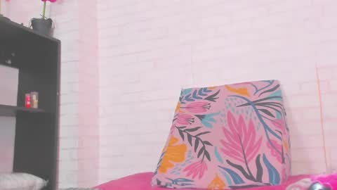 rosse_thompson11 online show from 01-13-25, 10:13