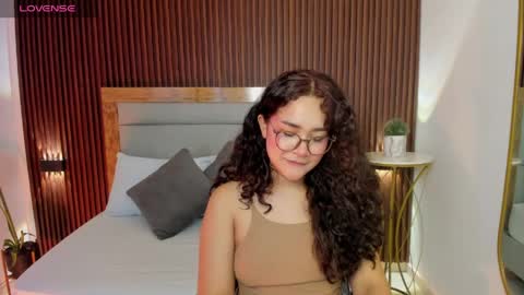 rossie_lanie_ online show from 04-09-26, 07:30