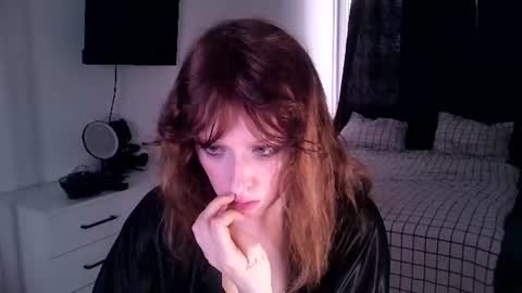 rosy_petal online show from 06-06-26, 09:14