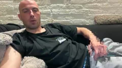 rotteei1 online show from 03-23-26, 08:24