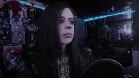 Snapshot of rotten_dreams chatting on 09-23-25, 05:16 rot online show from 09-23-25, 05:16