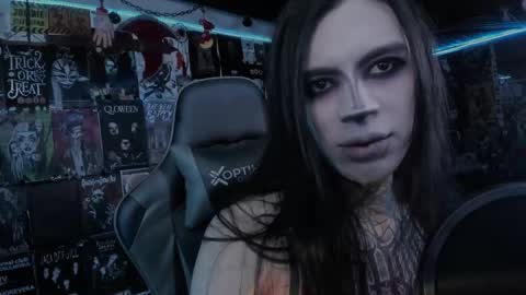 Snapshot of rotten_dreams chatting on 09-29-25, 10:36 rot online show from 09-29-25, 10:36