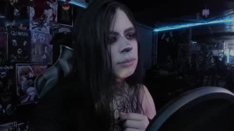 Snapshot of rotten_dreams chatting on 10-27-25, 10:25 rot online show from 10-27-25, 10:25