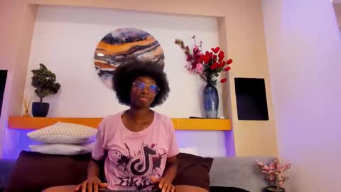 rouselux online show from 02-19-26, 09:00