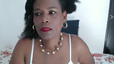 luxa online show from 03-22-26, 05:38