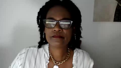 Snapshot of roushlove chatting on 06-06-26, 09:25 luxa online show from 06-06-26, 09:25