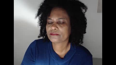 Snapshot of roushlove chatting on 06-11-26, 08:56 luxa online show from 06-11-26, 08:56