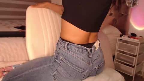 Rouss marie henao  online show from 03-10-26, 03:44