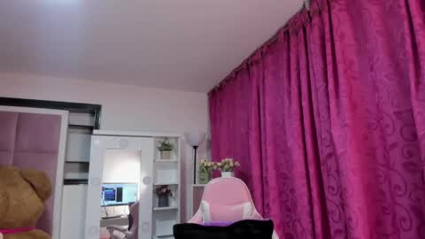 rousse_hills_ online show from 05-26-26, 11:12
