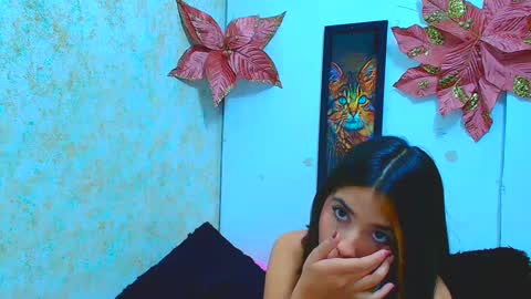 rousse_violet online show from 01-29-25, 12:01