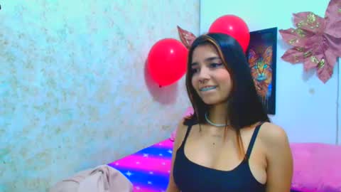 rousse_violet online show from 02-17-25, 08:47
