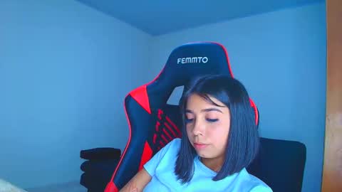 rousse_violet online show from 11-10-25, 11:48