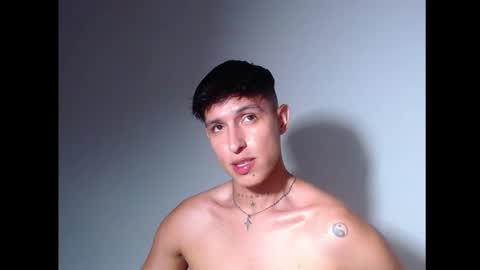 Snapshot of rowanboy23 chatting on 07-18-26, 02:05 rowanboy23 online show from 07-18-26, 02:05