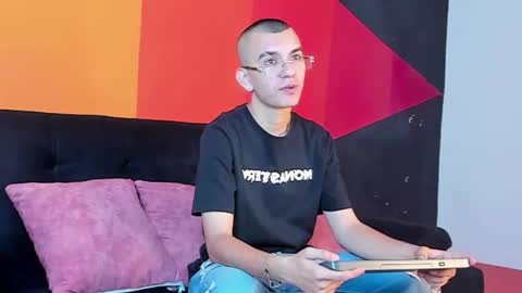 Rowan online show from 09-25-25, 12:09