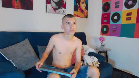 Rowan online show from 10-16-25, 12:17