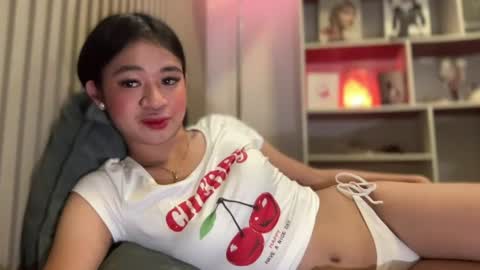 roweena online show from 06-16-26, 03:47