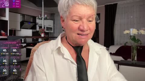 Roxana online show from 01-29-25, 03:15