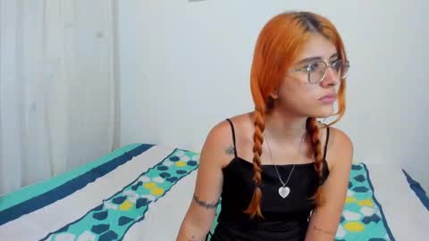 roxy online show from 09-10-25, 03:34