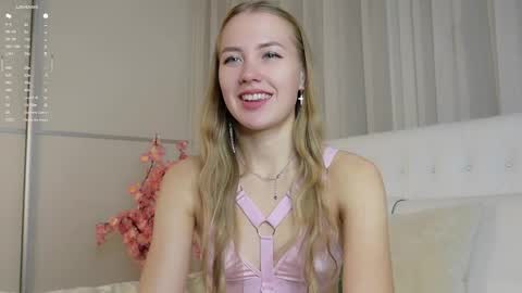 Anna Lokiss online show from 10-04-25, 12:14