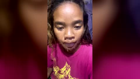 roxanne_98 online show from 04-03-26, 05:33