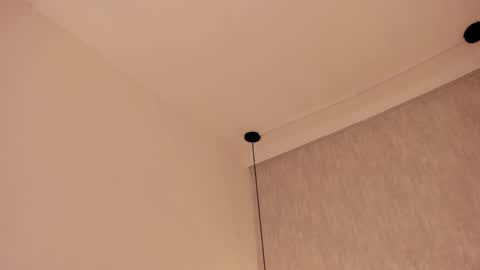 Roxie  online show from 02-10-26, 08:02