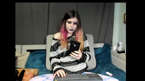 roxihazeleyes online show from 01-23-25, 12:25