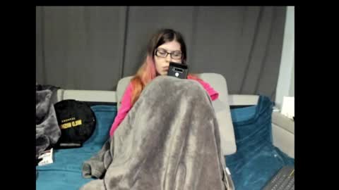 roxihazeleyes online show from 01-24-25, 06:25