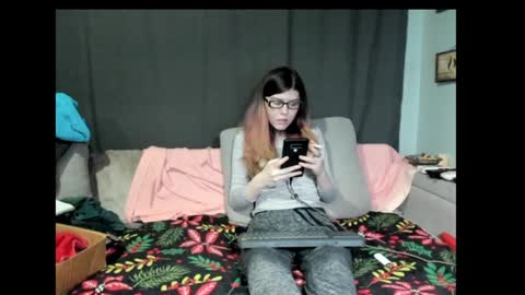 roxihazeleyes online show from 01-29-25, 01:05