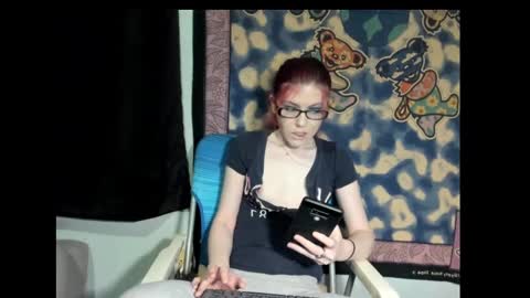 roxihazeleyes online show from 03-08-25, 07:49