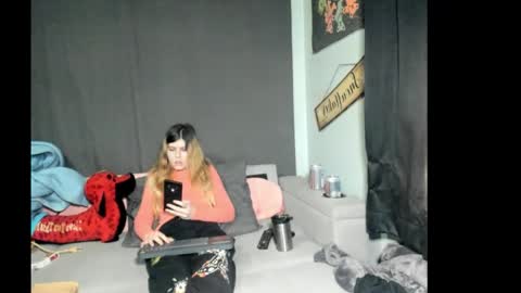 roxihazeleyes online show from 02-11-26, 07:19