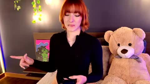 Roxx IG  online show from 06-17-26, 01:41