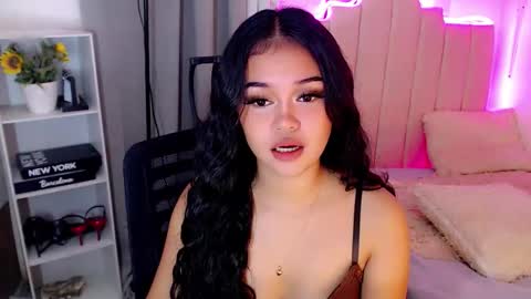 roxxy_blossom online show from 11-03-25, 05:31