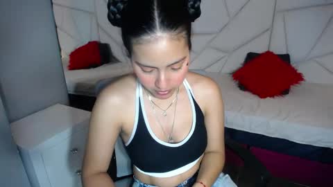 Roxxy  online show from 05-20-26, 12:50