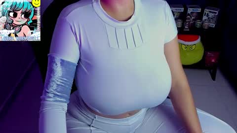 Annah  online show from 12-15-25, 09:13