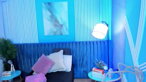 Roxy hell online show from 11-05-25, 12:16