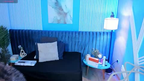 Roxy hell online show from 11-29-25, 12:19