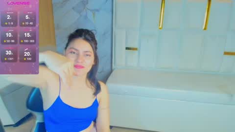 Snapshot of roxy_luxe_tf chatting on 04-23-26, 02:41 Roxy online show from 04-23-26, 02:41