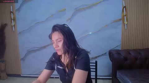 Snapshot of roxy_luxe_tf chatting on 06-02-26, 12:40 Roxy online show from 06-02-26, 12:40