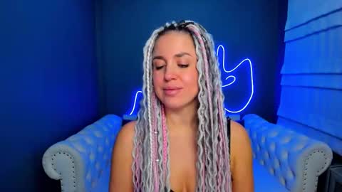 Roxy online show from 11-11-25, 02:00