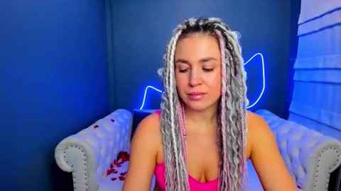 Roxy online show from 12-02-25, 01:33